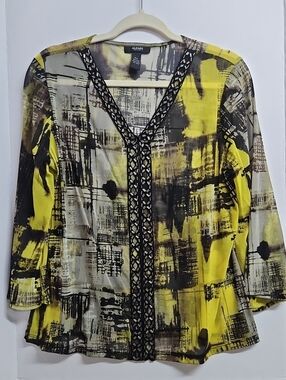 Alfani Yellow Black Abstract V-Neck Beaded Top Sz Large